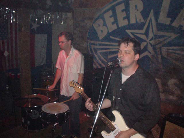 Ka-Nives and All-Night Movers at Beerland, Austin, Texas, April 25, 2003.