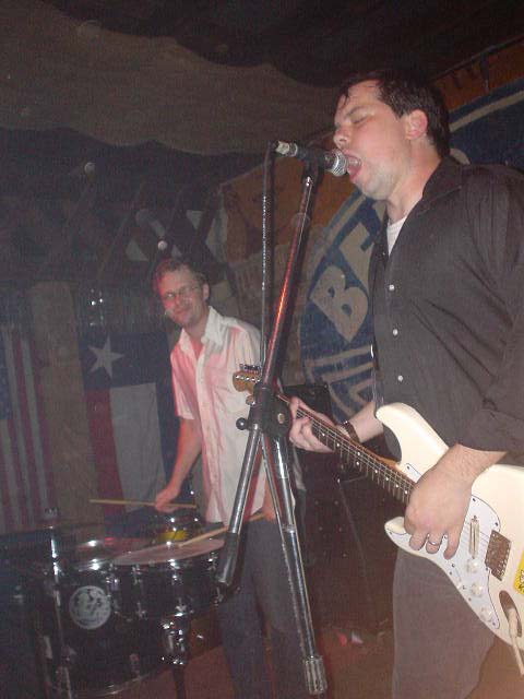 Ka-Nives and All-Night Movers at Beerland, Austin, Texas, April 25, 2003.