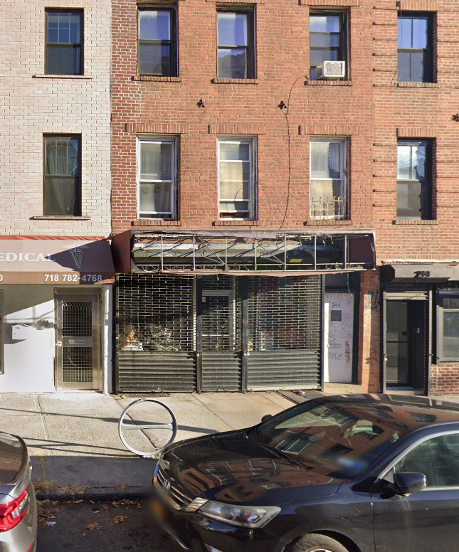 Exterior of the Lucky Cat, 245 Grand Street, Brooklyn NY.