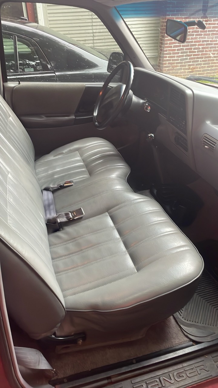 interior view of 1993 Ford Ranger.