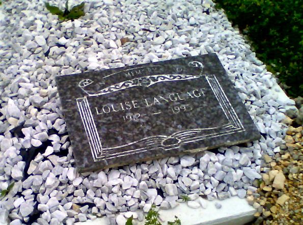 grave in cemetery on Spruce Street