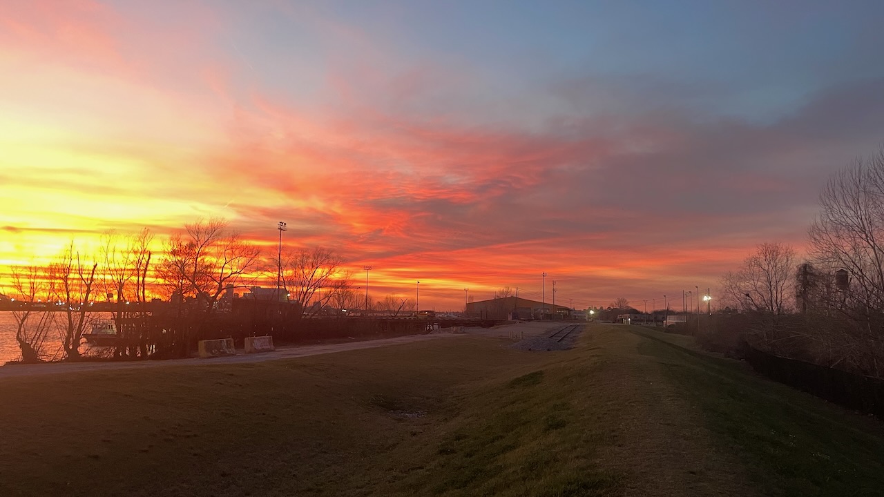 an incredible sunset on lhe levee