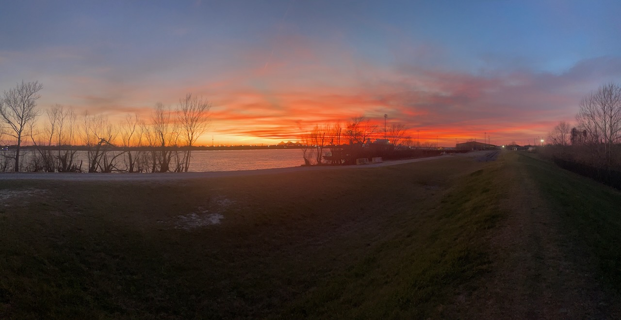an incredible sunset on lhe levee