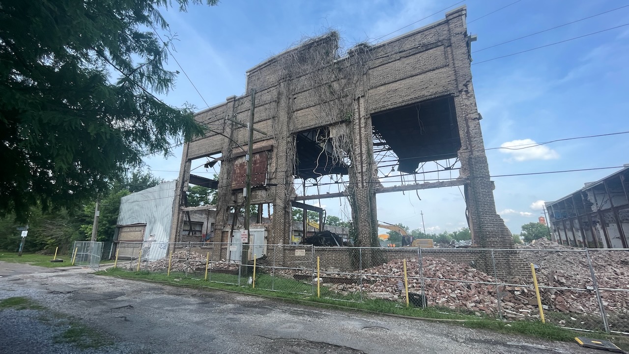 Demolition on Tricou Street, 10:33 a.m.