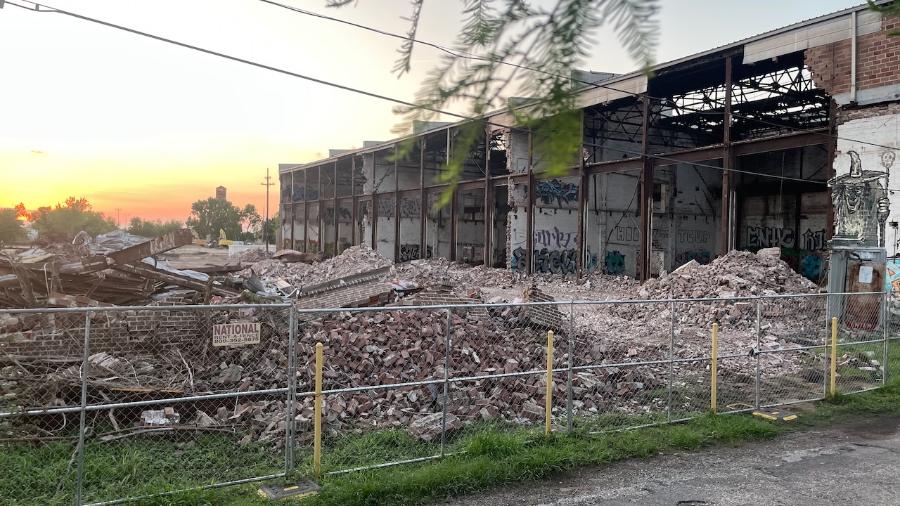 Demolition on Tricou Street, 7:40 p.m.